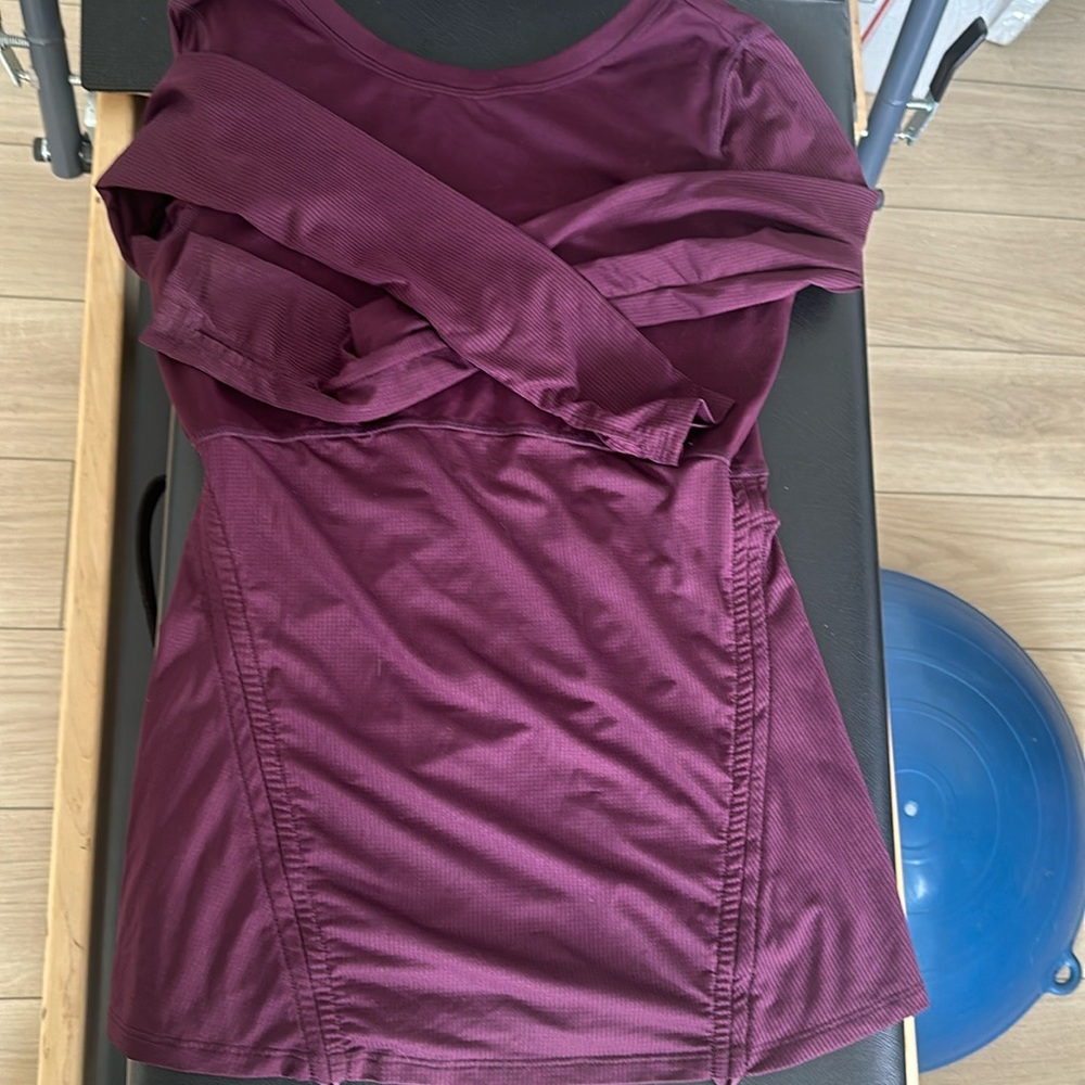 EUC Fabletics Cashel Long Sleeve